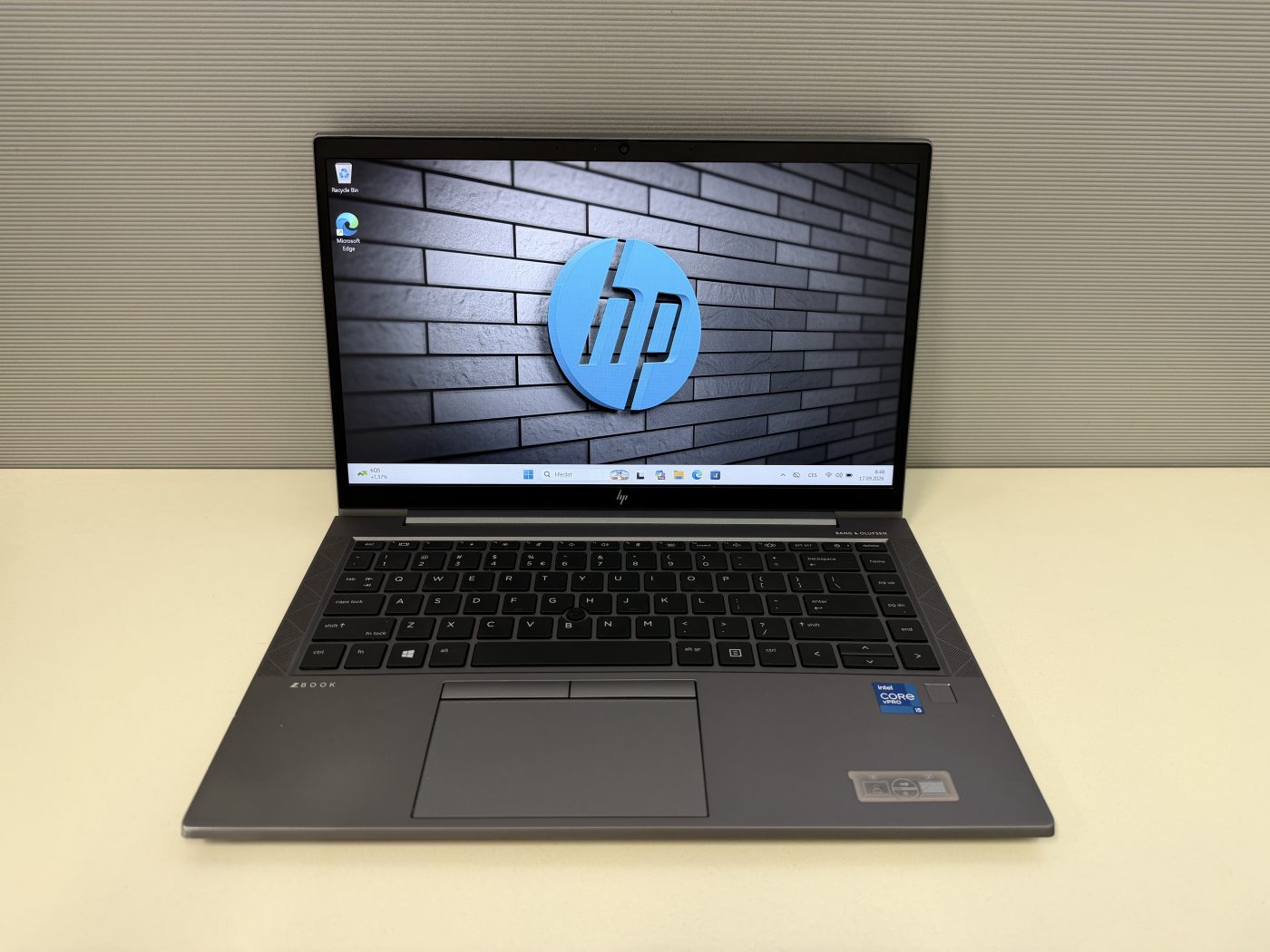 HP Zbook FireFly 14 G8 - i5 / 16GB/ 256GB 14” 