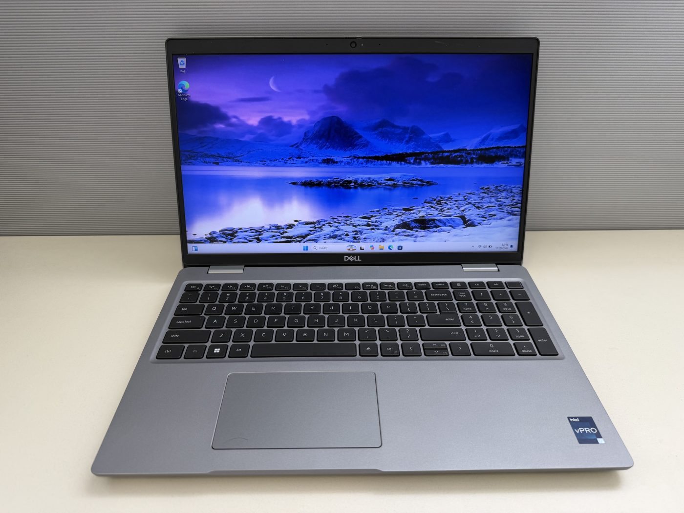 Dell Latitude 5530 -  i7/ 16GB  / 512GB  / 15.6” 