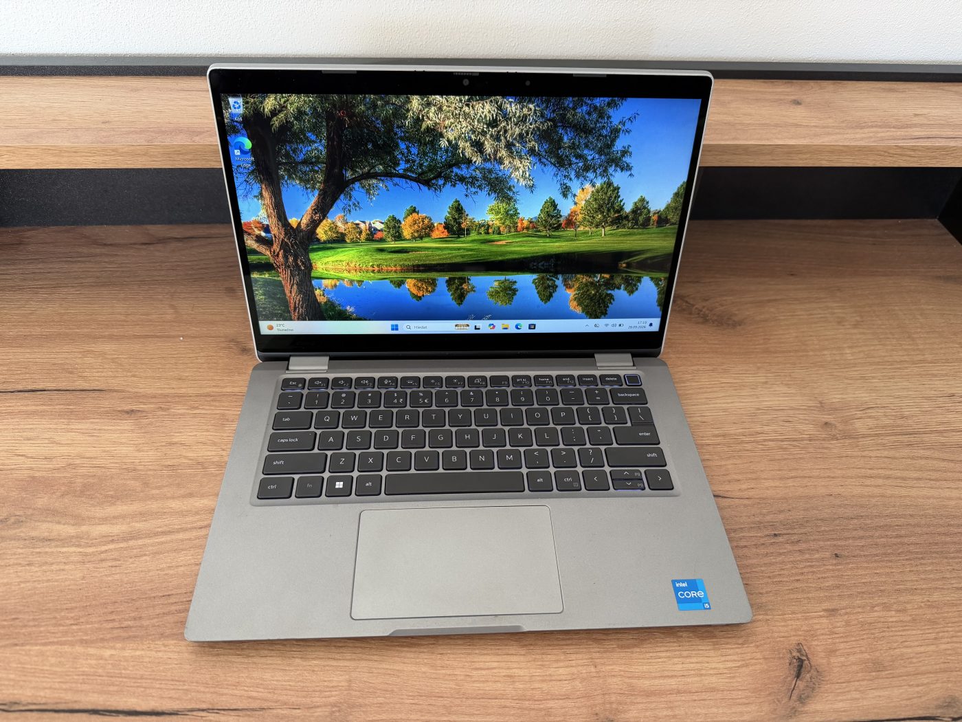 Dell Latitude 5320 2v1 - i5 / 16GB/ 256GB  / 13.3” dotykové 