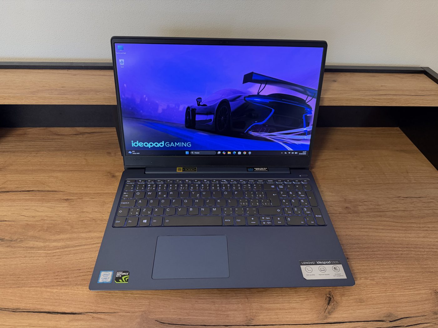 Lenovo IdeaPad 330S – i7/12GB /128GBSSD + 1TB HDD / GTX 1050 4 GB /15,6” { Kat.B., Klavesnice CZ}